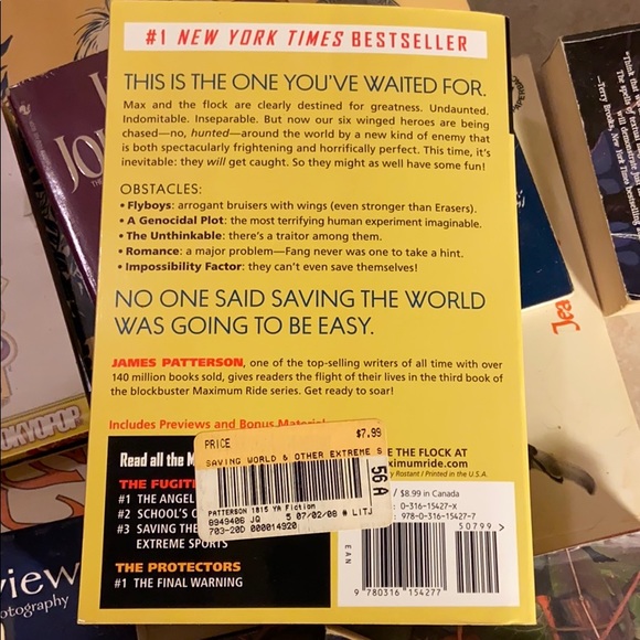 Maximum ride 4 book set - Picture 7 of 16